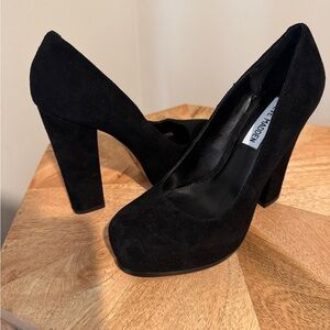 Steve Madden Sarrina Black Suede Platform Shoes Sz 7M